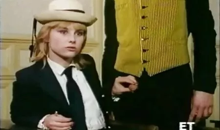 نوک سینه فیلم سوپرخارجی دانلود شده