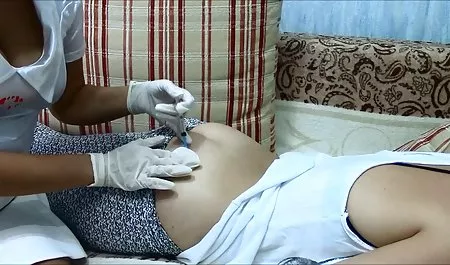 پنت هاوس چوب هیتاچی به حیوان خانگی بیدمشک او در وب کم! دانلود فیلم سوپر خارجی 2017